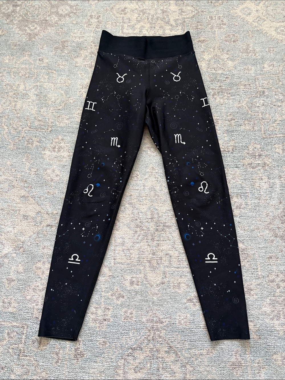 ultracor x Soul Cycle Black Zodiac Constellation Leggings